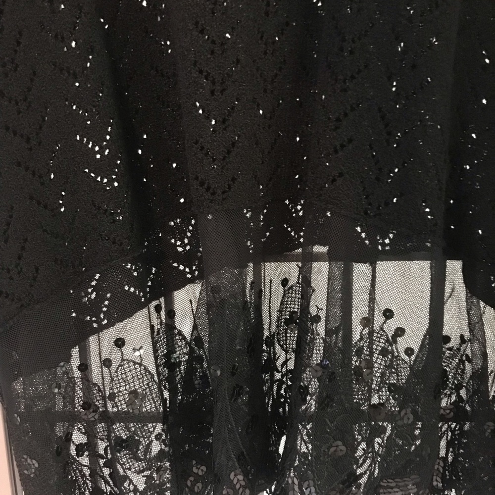 Dress Top - Picture 3 of 3